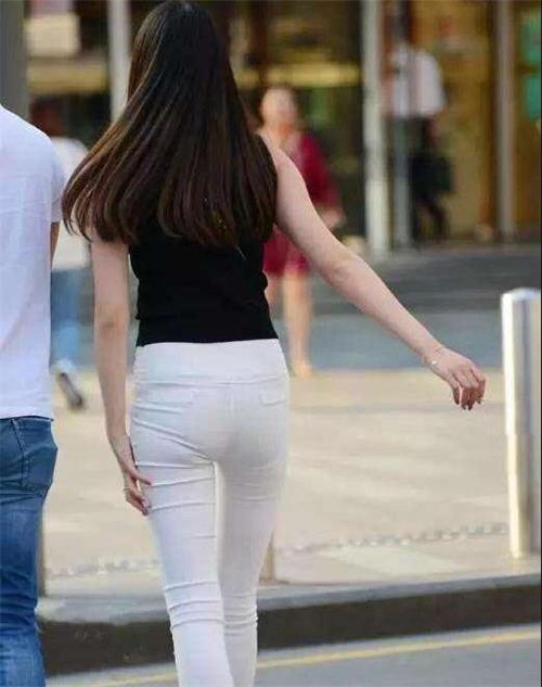 白色紧身裤