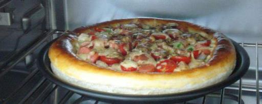 最简单的披萨做法烤箱 怎样做最简单的披萨