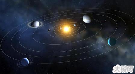 假如在太阳系发现了一个落后人类500年的文明，人类该怎么应对？