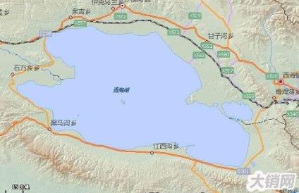 中国最大的湖泊：青海湖,面积等于两个毛里求斯(4435.69km2)