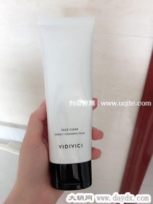 vidivici女神洗面奶好用吗适合什么肤质在韩国的档次，油皮使用体验（价格135元）