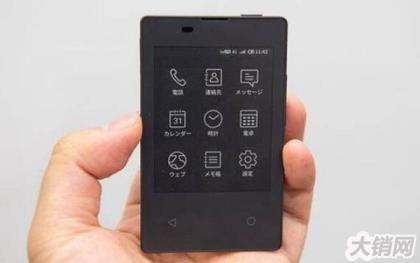 世界上最轻薄的手机：京瓷KY-01L，仅2.8英寸47克