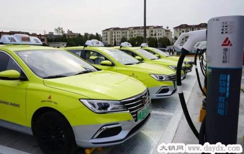 上海购买新能源车条件2022，上海没充电桩怎么买新能源车