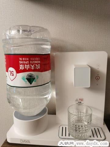 DAYA大牙即热式饮水机怎么样质量好吗，迷你速热台式饮水机使用情况
