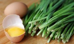 鸡蛋不能和什么同吃 鸡蛋不能和什么同吃会中毒