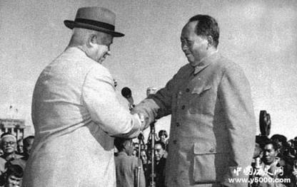 毛泽东坚信比苏联率先“共产主义”还要给苏联面子