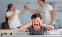 孩子恨父母怎样去解决孩子的心理