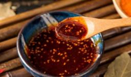 怎样制作辣椒油好吃，怎样制作辣椒油好吃又有特色怎么样制作重庆抄手