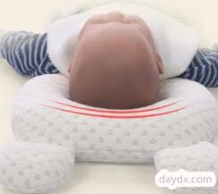 婴儿侧睡后背可以拿枕头靠住吗