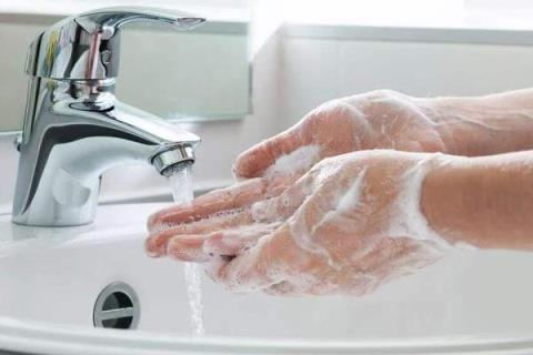 染发剂弄手上怎么洗